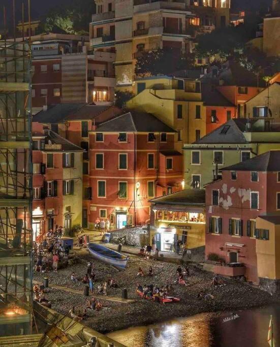 Casa Azzurra, Nel Cuore Di Genova Exterior photo